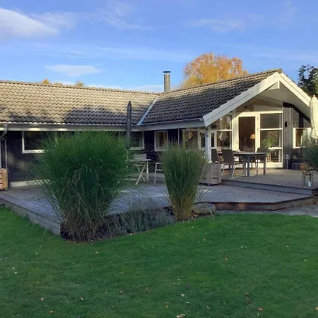 Xcii Holiday home *